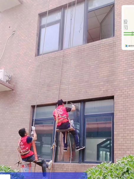 三水承接各类窗户玻璃维修